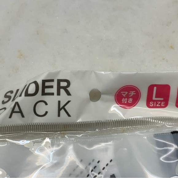 NWT 4 Pack Large Travel Bags - Picture 2 of 4